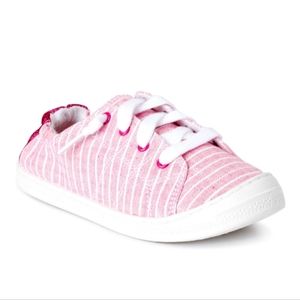 Wonder Nation slip-on shoes